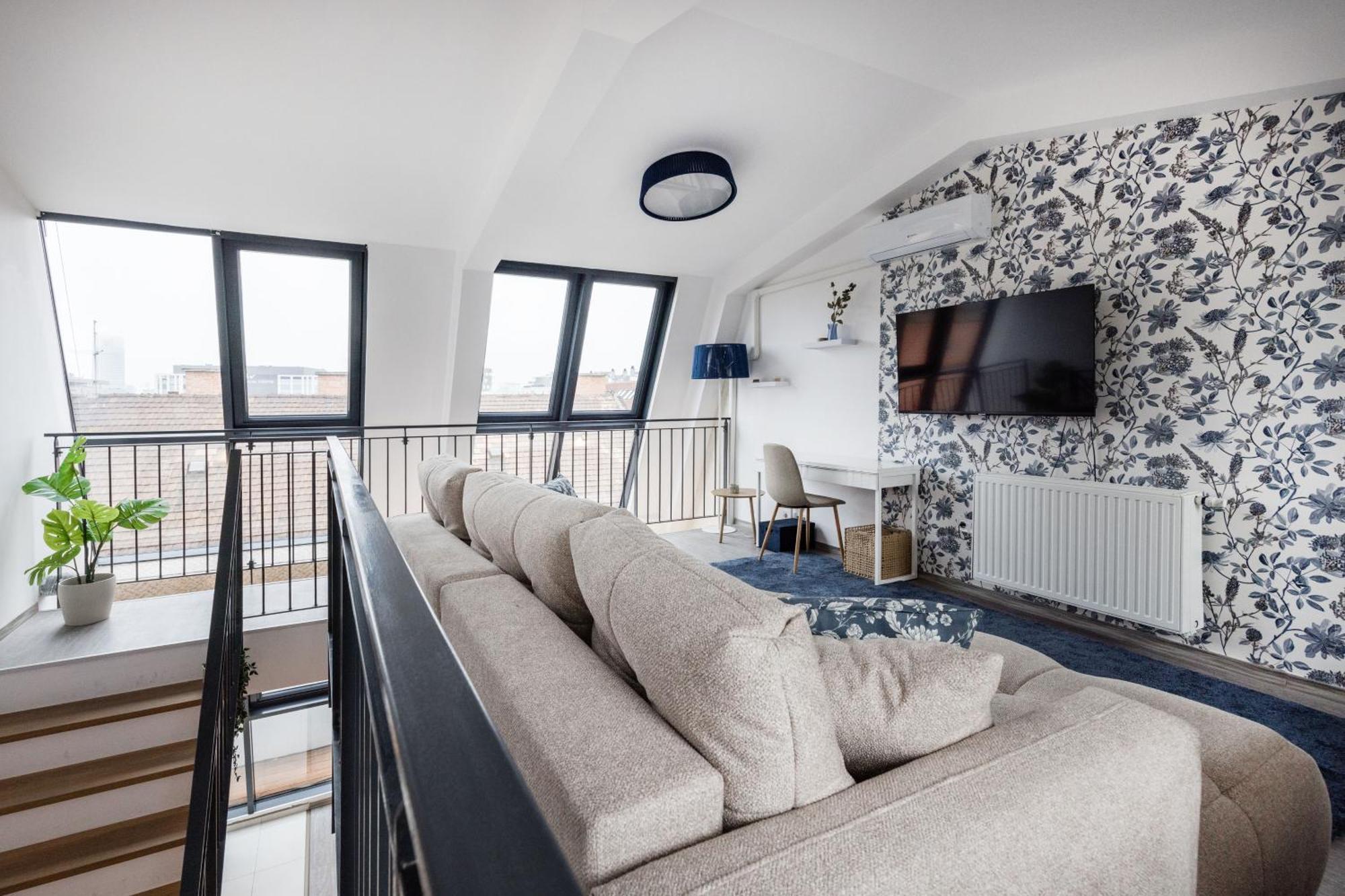Summit - Penthouse With Parking For Two